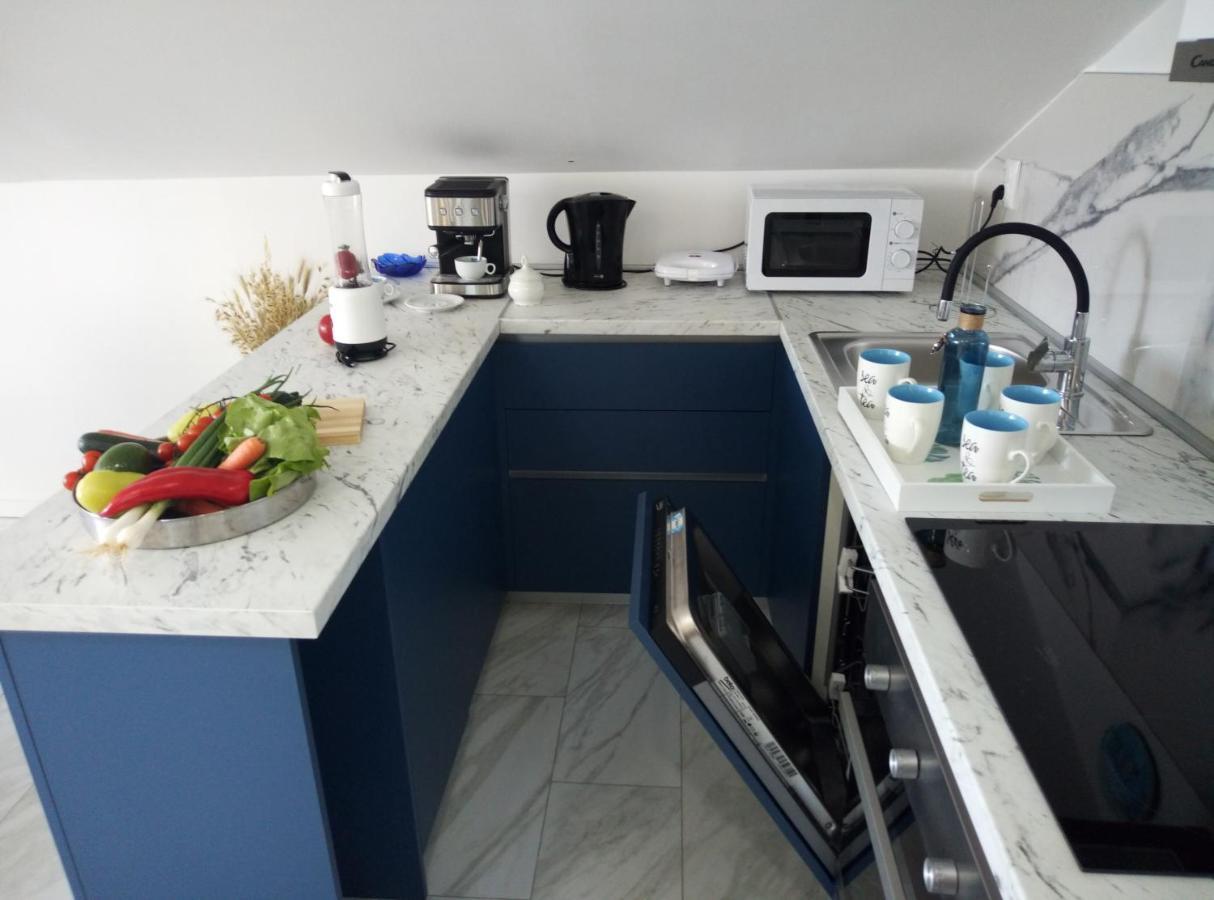 Apartman Prvi Red Do Mora Свети свети Филип и Яков Екстериор снимка